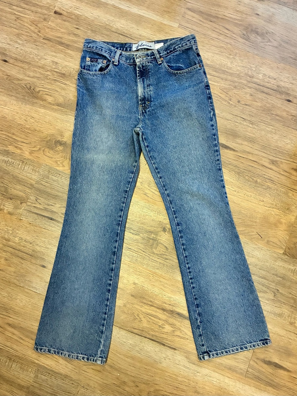 VTG Y2K Express Women’s Flared Jeans Size 8 Blue Medium Wash Denim 100% Cotton